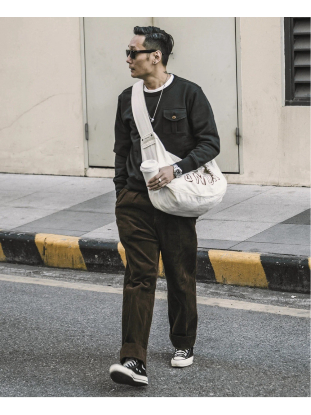 NON STOCK Corduroy Pants Men Pleated Casual Trousers Loose Workwear L